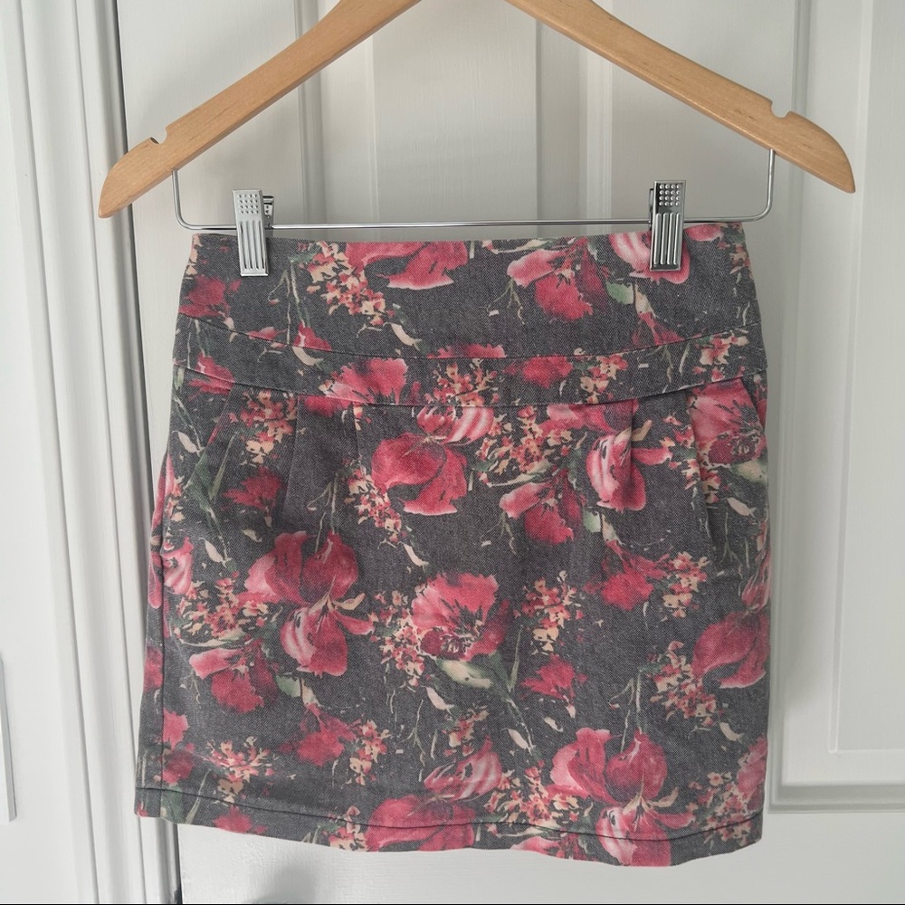 Tropical print washed grey and pink mini skirt